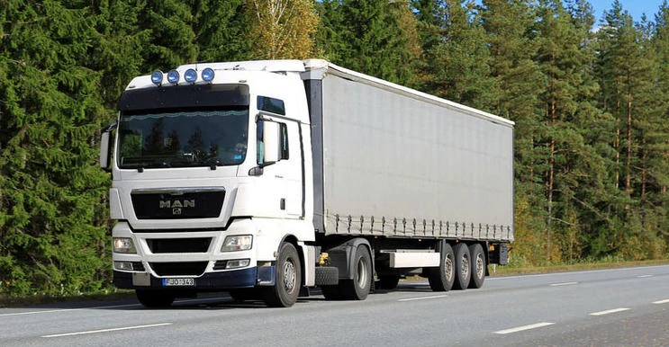 Curtain Side Trailer